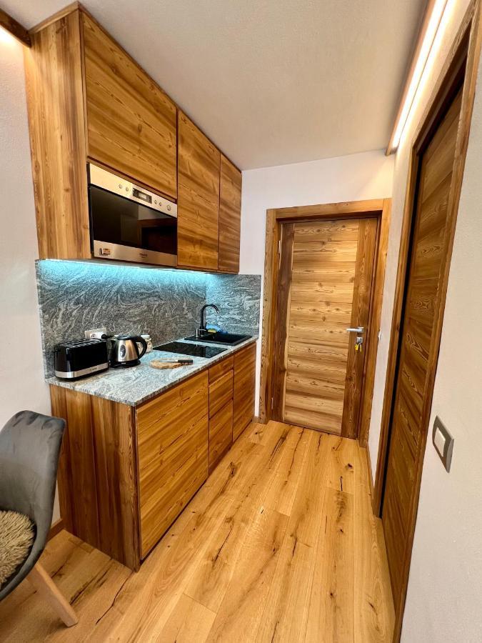 Cozy Studio Apartment Бройл-Червиня Екстериор снимка